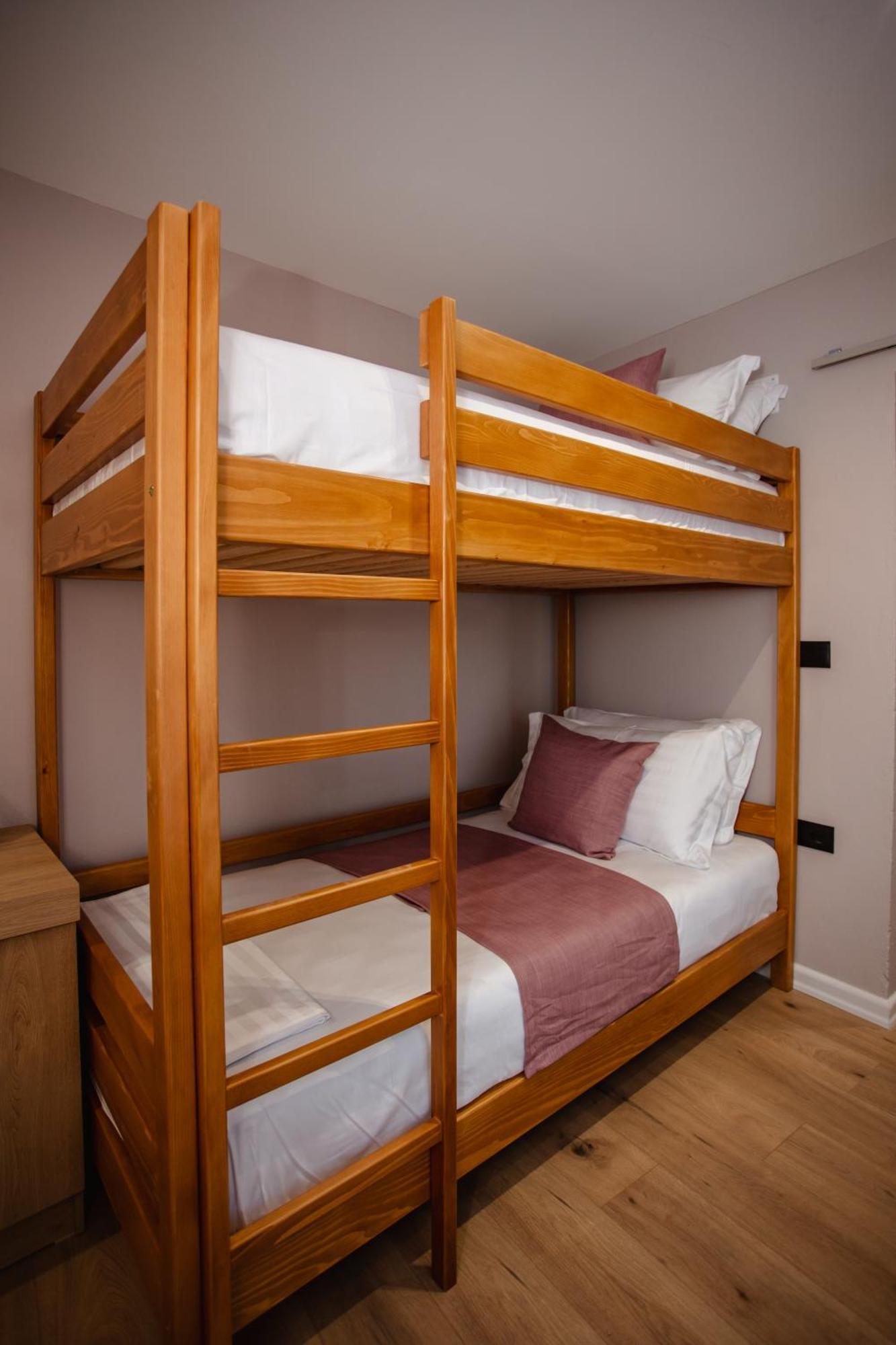 Oro Inn Hotel Shkodra Kültér fotó