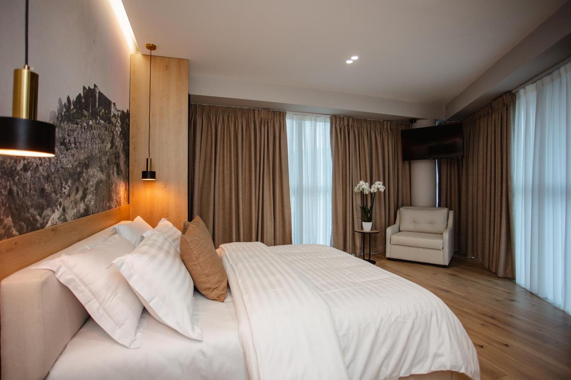 Oro Inn Hotel Shkodra Kültér fotó
